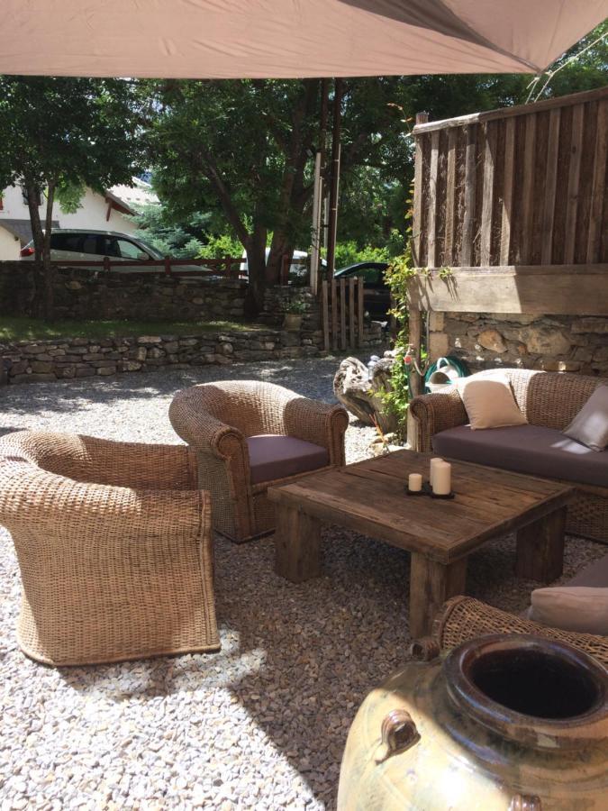 Le Val D'Ailleurs Bed & Breakfast Жозие Екстериор снимка
